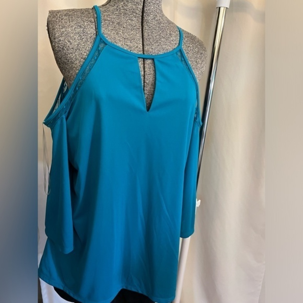 Worthington Cold shoulder blouse, size Large, Polynesian Blue